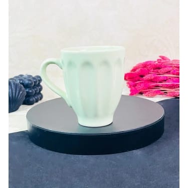 Simple Design Vertical Pattern Ceramic Cup with Handle