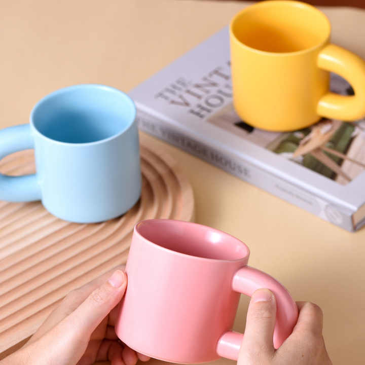 Creative Shape Ceramic Coffee Mug With Lovely Crooked Handle