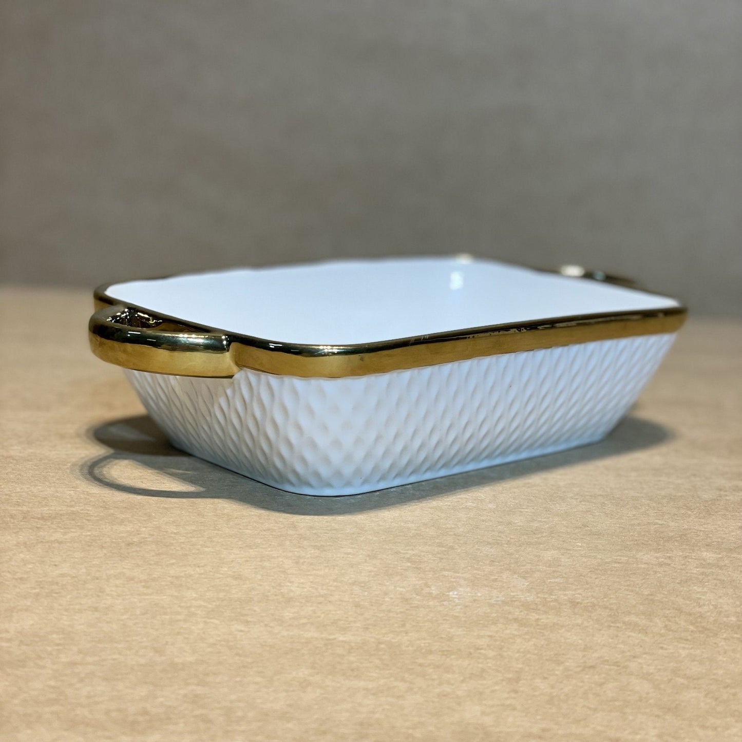 Elegant Design Ceramic Baking Dish with Gold Silver Rim